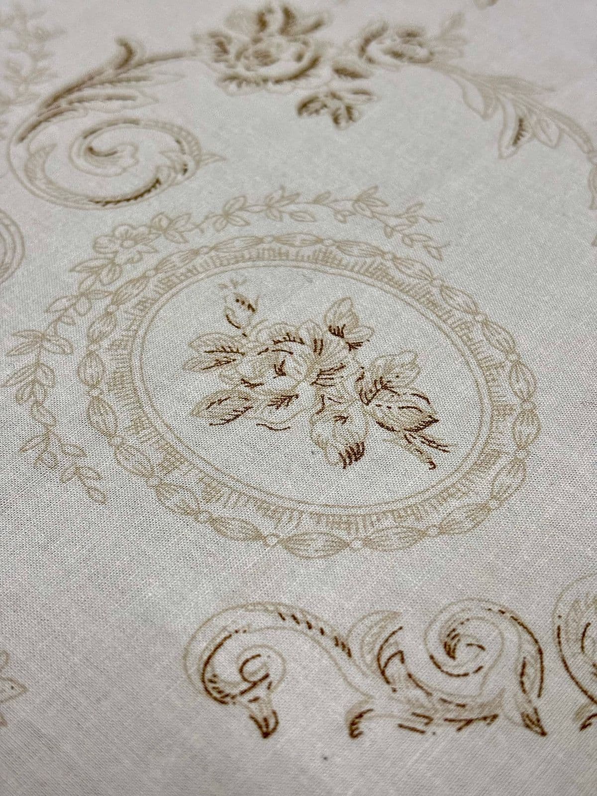 Modern Flora — Contemporary florals, drawn by hand in Milano